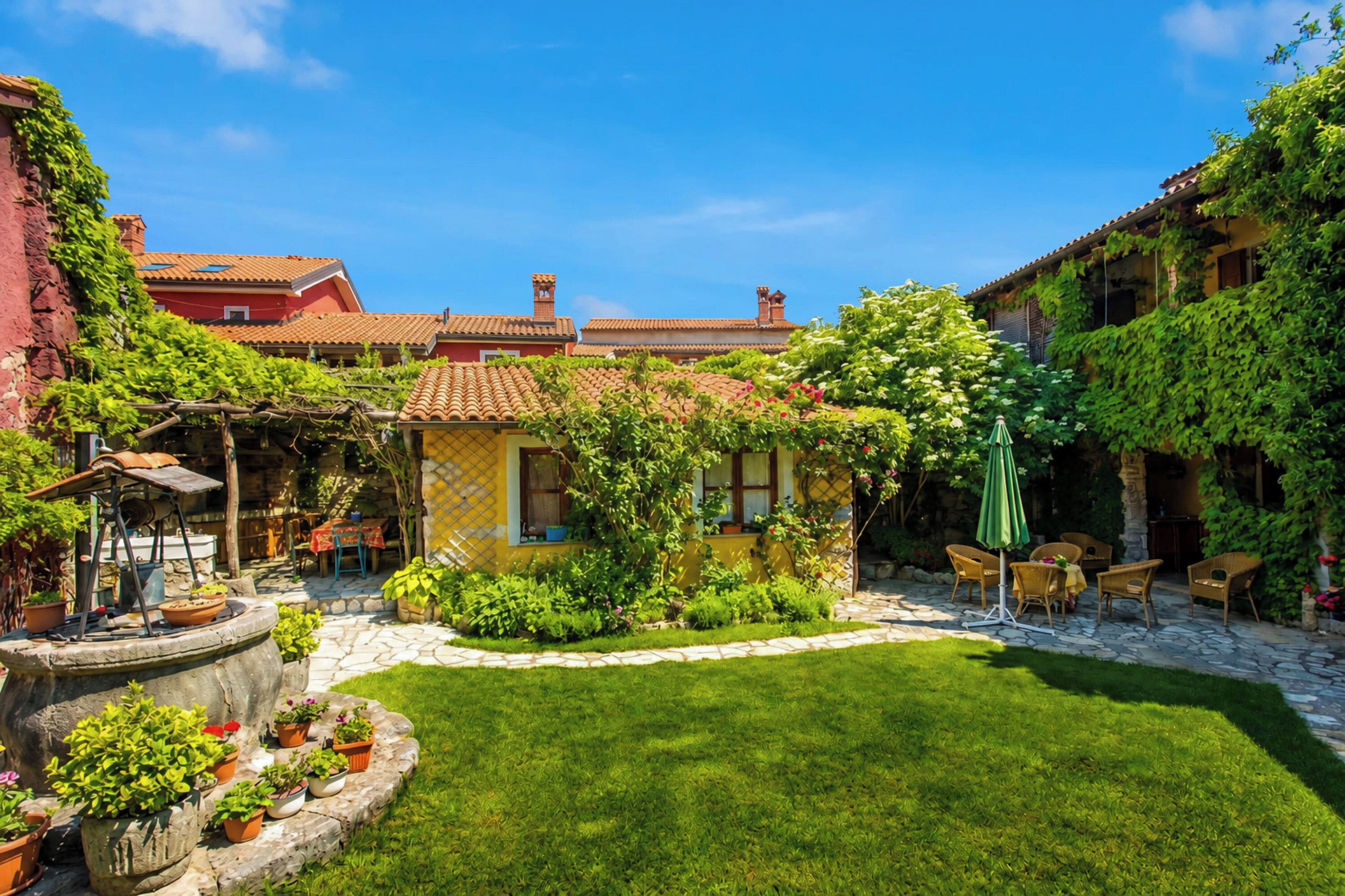 Familienhaus, 3 Schlafzimmer, Balkon (Traditional Karst House Rozina /w) | Unterkunftsgelände