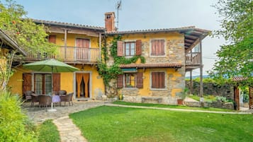 Family House, Multiple Bedrooms (Holiday Home Rozina) | Exterior