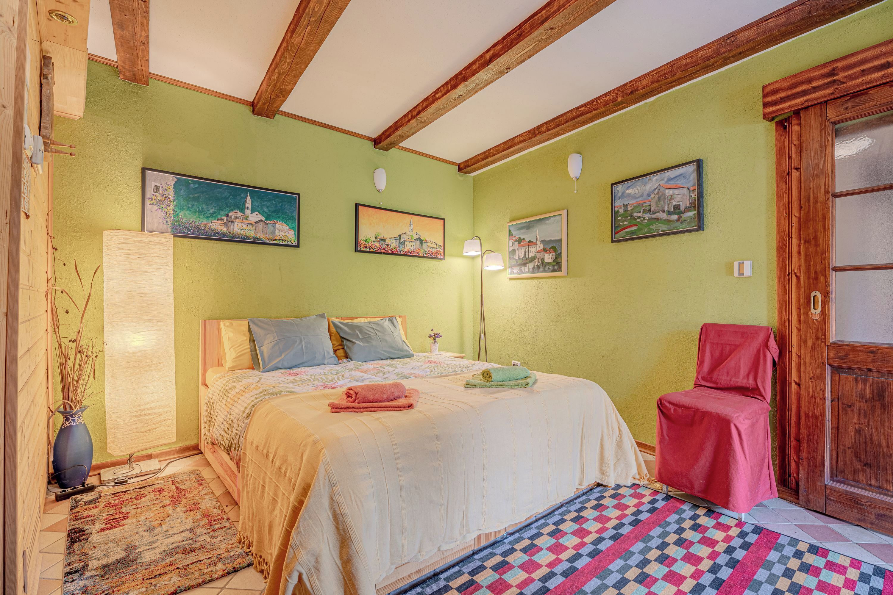 Rumah Keluarga, beberapa kamar (Holiday Home Rozina) | 3 kamar tidur, ruang kerja ramah laptop, dan setrika/meja setrika
