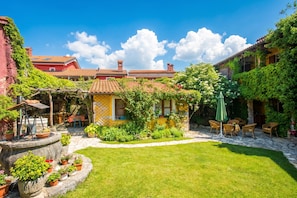Family House, 3 Bedrooms, Balcony (Holiday Home Rozina) | Property grounds - Holiday Home Rozina (Sezana)