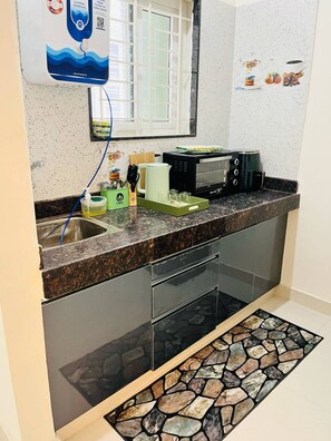 Microwave, oven, stovetop