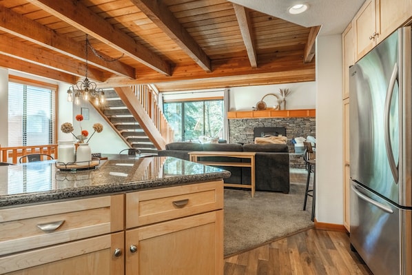 Interior - Powder + Pines: Cozy Loft Retreat at Snowflower (Mammoth Lakes)