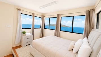 5 bedrooms, desk, iron/ironing board, travel cot