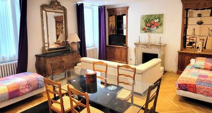 Vallée du Lys de la Villa Ilixon, spacious apartment, wifi, parking, pool table