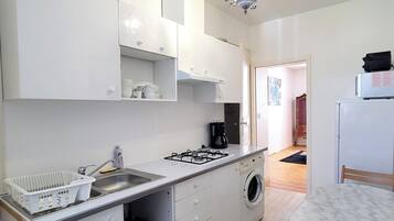 Microwave, oven, stovetop