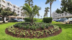 Property grounds - Casa Del Mar 184 | Private Balcony, Partial Beach Views (Galveston)