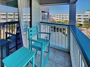 Property grounds - Casa Del Mar 367 | Gulf Views, Pool Access (Galveston)