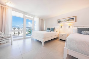 1 bedroom, desk, iron/ironing board, WiFi - 10th Floor Studio ON Beach w/Parking @ ESJ (Carolina)