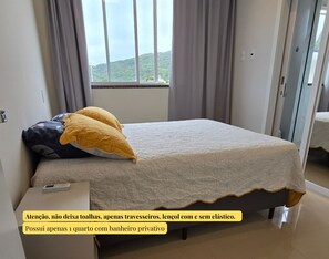 1 bedroom, free WiFi, bed sheets - Comfortable penthouse with pool just a few meters from Bombinhas beach. (Bombinhas)