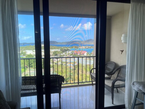 Stunning Caribbean blue water views with on-property beach, pools & restaurants.