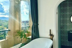 Room - Nereus Hotel (Con Dao Island)