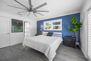3 bedrooms, WiFi, bed sheets, wheelchair access - The Waterfront Family Oasis- Pool, Dock & Relaxing Backyard (Ellenton)