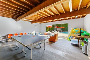 Interior - 25% Off June! Perfect For Families -Pool, Jacuzzi* (Palm Springs)