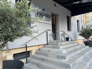 Overnatningsstedets facade