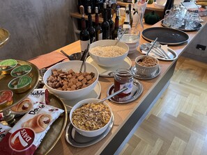 Petit déjeuner buffet compris tous les jours