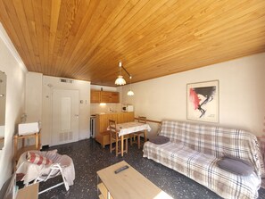 TV - Studio with sleeping nook - near the slopes, for 4 people (Saint-Chaffrey)