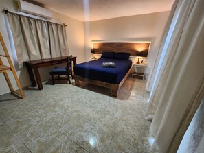 Classic Double Room, Courtyard View