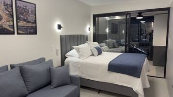 Ferros/tábuas de passar roupa, Wi-Fi, roupa de cama
