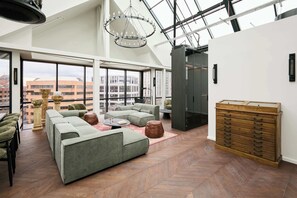 Lobby - Luxury Penthouses  | The Hill by Nestor (Harrow)