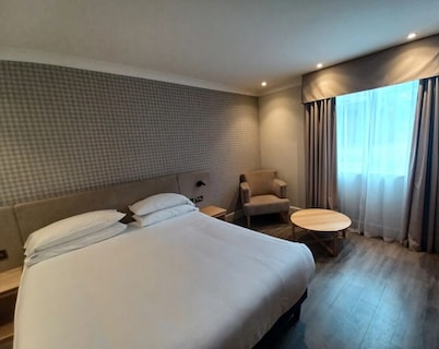 布兰登霍尔酒店和水疗中心  