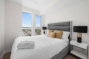 مكتب ومكواة/لوح كي وواي فاي مجانًا وملاءات أسرّة