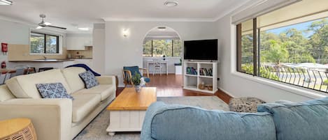 Fernseher, Arbeitsbereiche