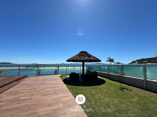 Dream House Frente Mar - Ponta das Canas