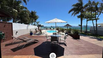 Honeymoon House, Pool Access, Beach View | Outdoor dining