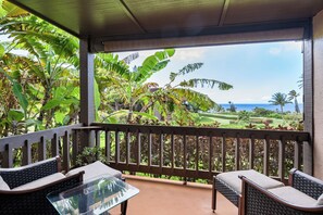 Property grounds - A Hidden Gem with Ocean views Overlooking Kaanapali Golf Course-3  mins to Beach (Lahaina)