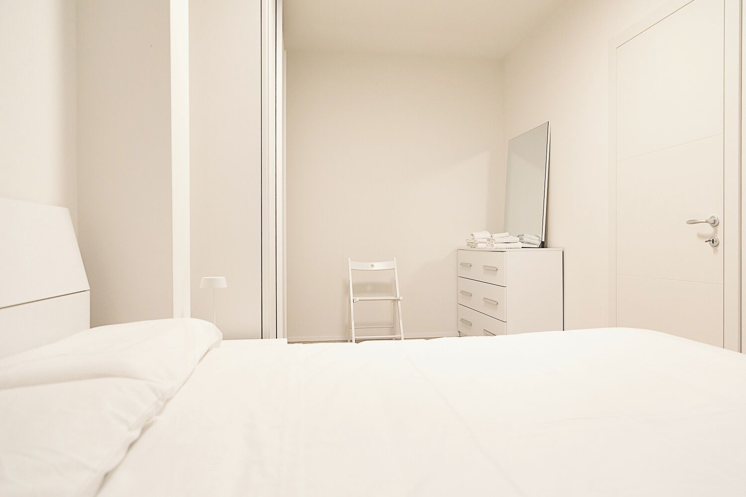 1 chambre, fer et planche à repasser, Wi-Fi gratuit, draps fournis