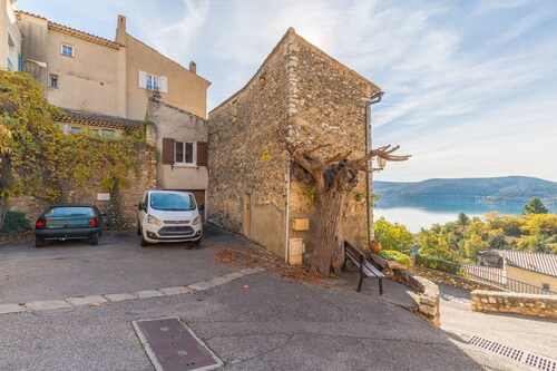 Apartment “T2 L’Amourié 1st Floor” with Covered Terrace, Lake View