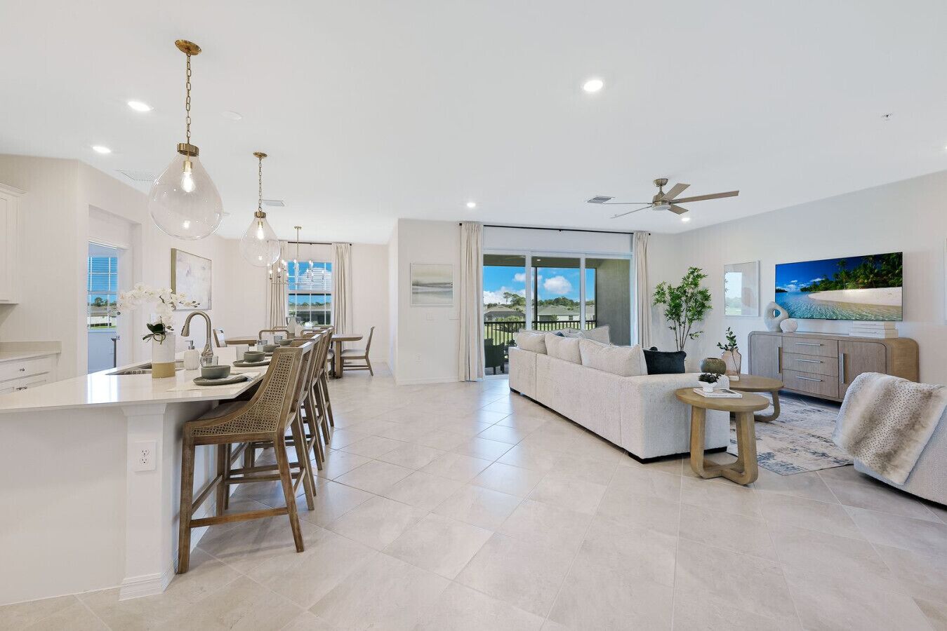 Téléviseur, bureau