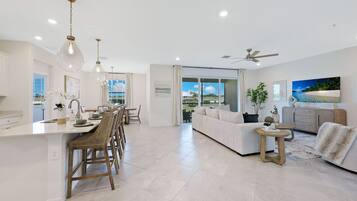 Téléviseur, bureau