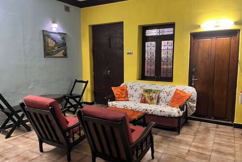  Maison De Bussy – A Touch of French Charm in the Heart of the City