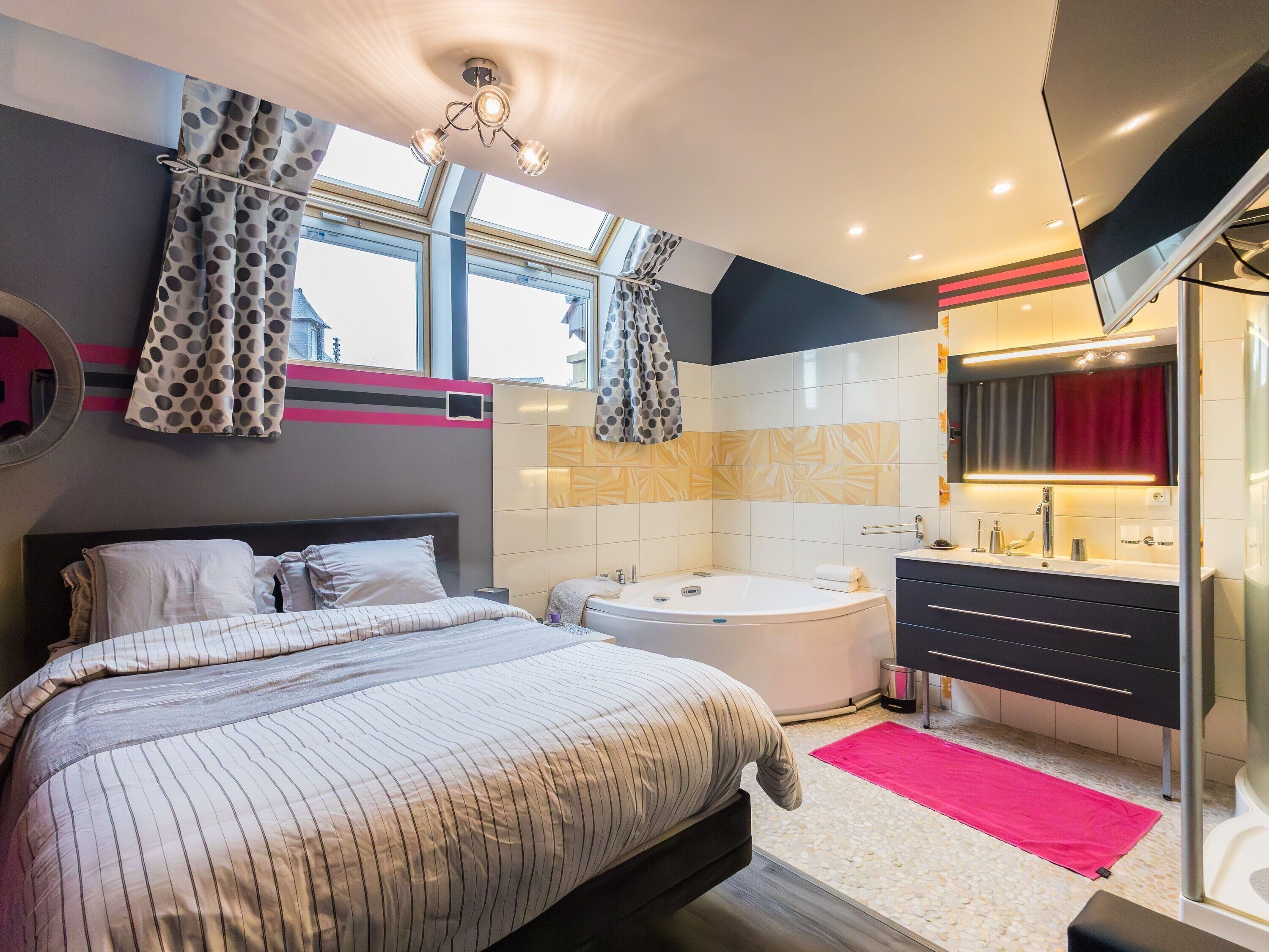 2 Schlafzimmer, Bügeleisen/Bügelbrett, WLAN, Bettwäsche