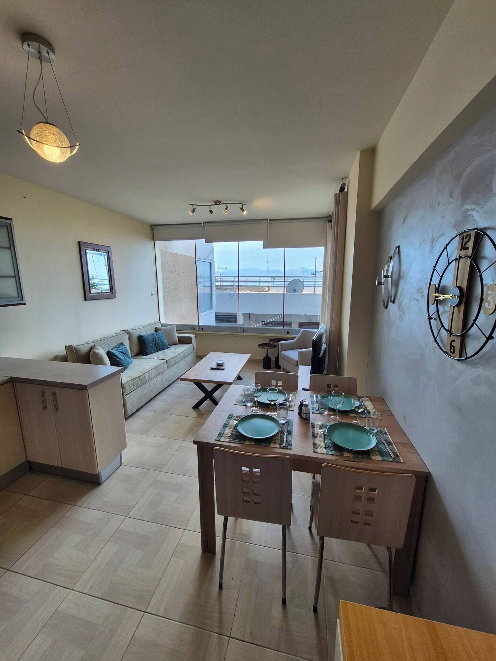 Apartment, 1 Bedroom, Ocean View | Dining