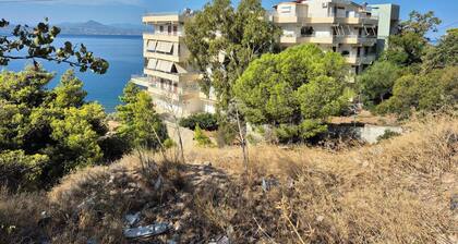 Atlas on the Water - Loutraki