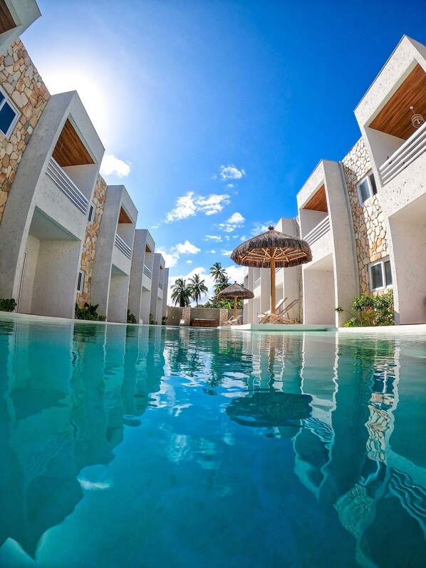 Apartemen | Kolam renang | 2 kolam renang outdoor