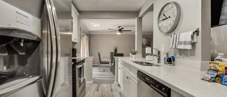 Microwave, oven, dishwasher, coffee/tea maker