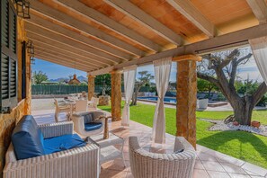 Outdoor dining - Hortet dens Joan in Alcudia by Home Villas 360 (Alcúdia)