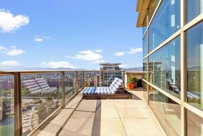 Terrace/patio - Welcome to The Penthouse – Beachfront Luxury (Barcelona)
