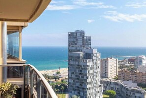 Property grounds - Welcome to The Penthouse – Beachfront Luxury (Barcelona)