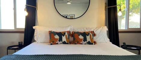 Strykejern/-brett, reiseseng for barn, wi-fi og sengetøy