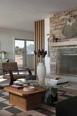 Interior - Looking Glass • Luxury Villa with Pool & Spa (Yucca Valley)