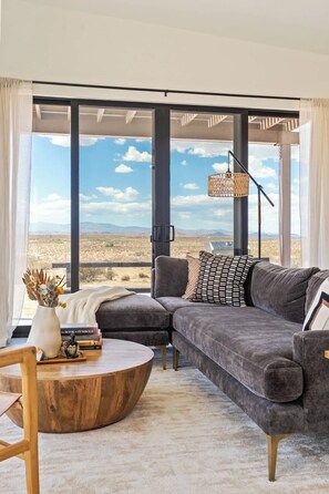 Televisio, työhuone