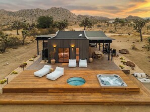 Terrace/patio - Shadow House • Serene Escape, Views, 10-Acres, Spa (Joshua Tree)