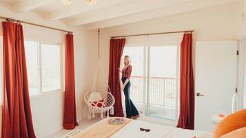 3 dormitorios, tabla de planchar con plancha, cuna de viaje y wifi