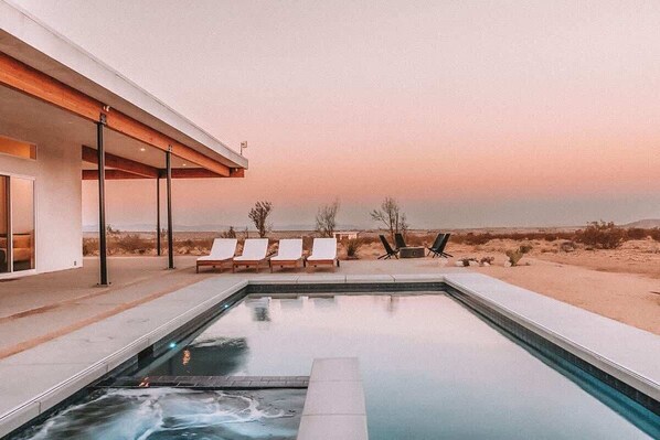 Pool - Healing Retreat, Saltwater Pool & Spa · The Refuge (Joshua Tree)