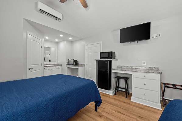 1 chambre, fer et planche à repasser, Wi-Fi, draps fournis