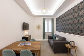 Interior - Lovely New Home, Piazza San Cosimato! (Roma)